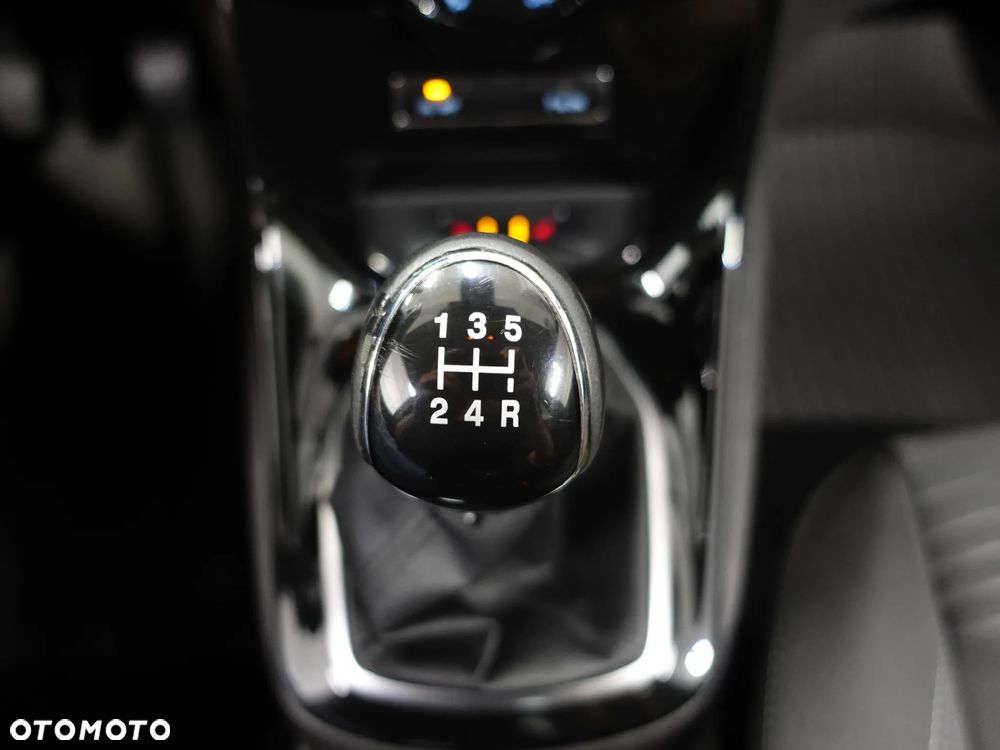 Ford Fiesta 1.0 EcoBoost Titanium - 34