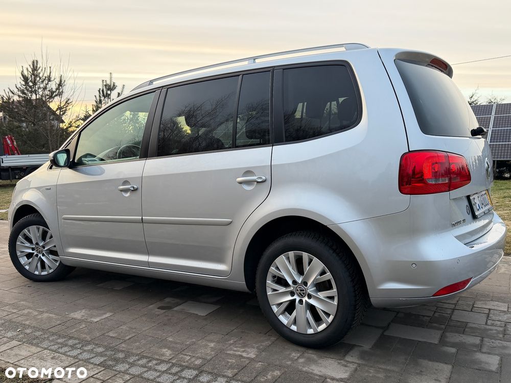 Volkswagen Touran 2.0 TDI DPF Comfortline - 4