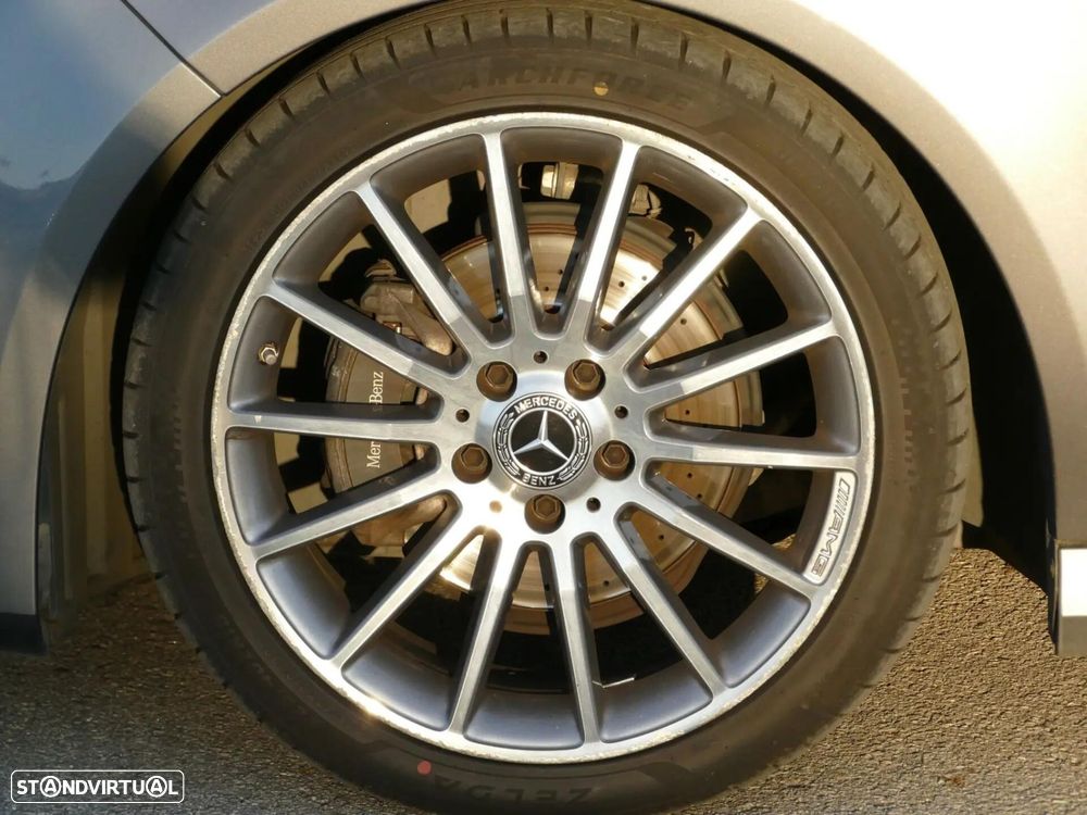 Mercedes-Benz CLA 200 d Shooting Brake AMG Line Aut. - 9