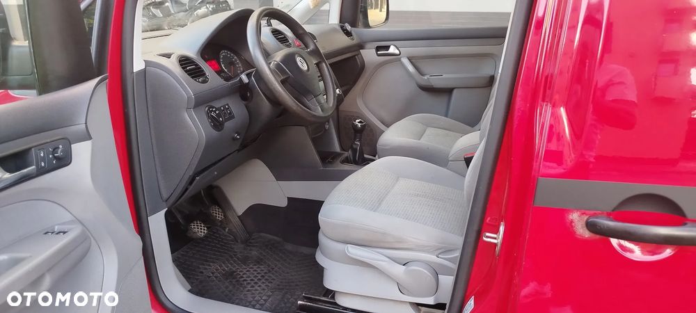 Volkswagen Caddy - 5