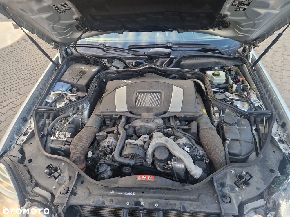 Mercedes-Benz Klasa E - 16