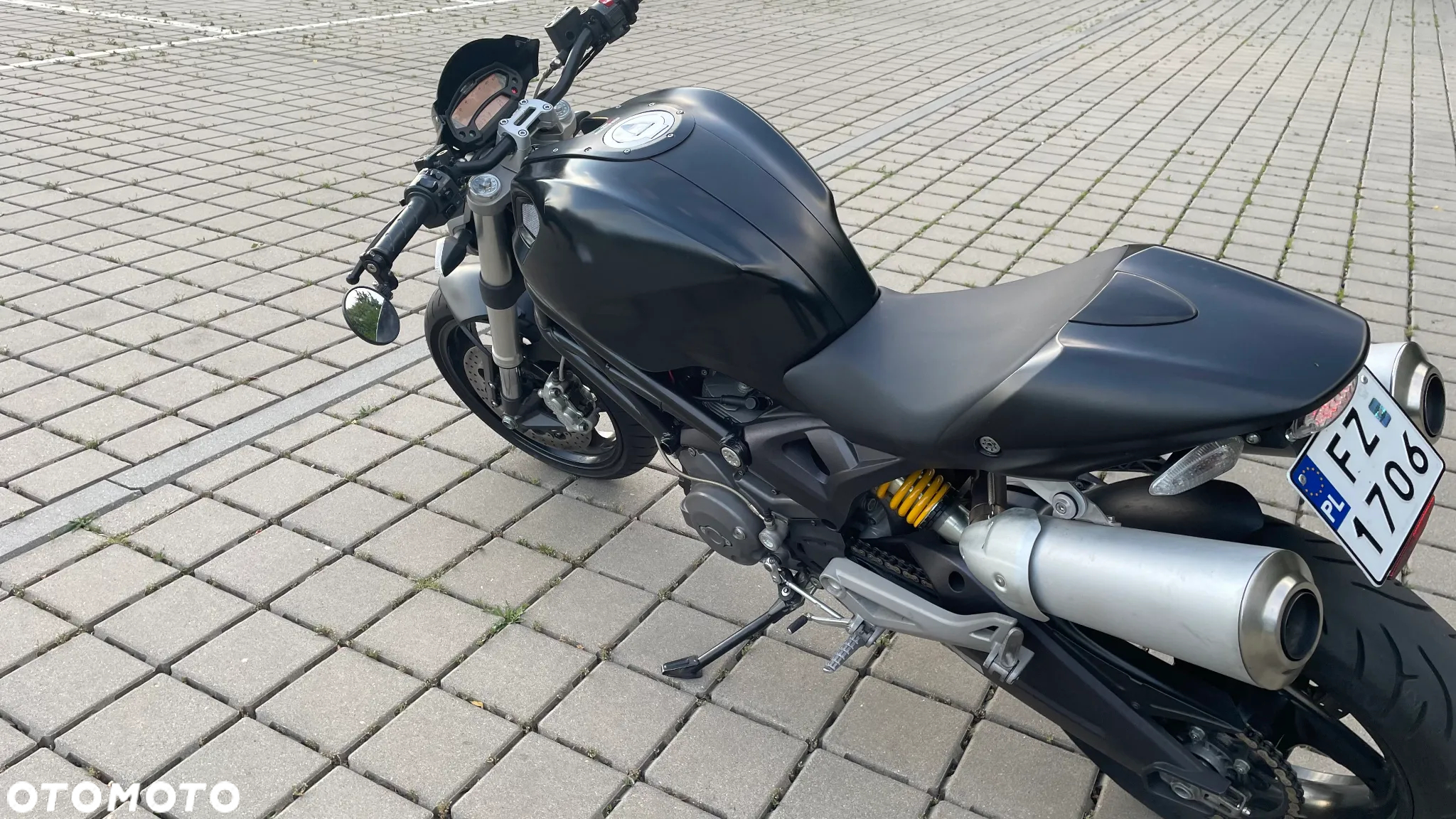 Ducati Monster - 3