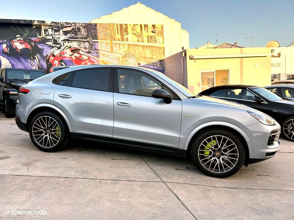 Porsche Cayenne Coupé E-Hybrid - 2