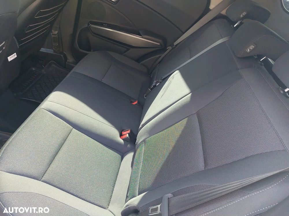 SsangYong Tivoli Grand 1.5 T-GDI STYLE - 17