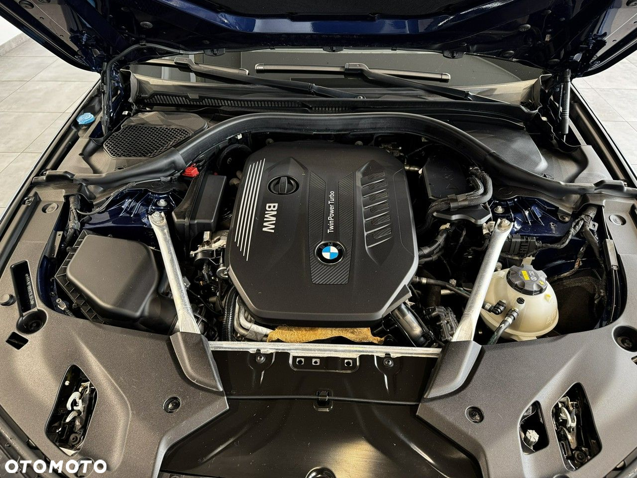 BMW Seria 5 - 35