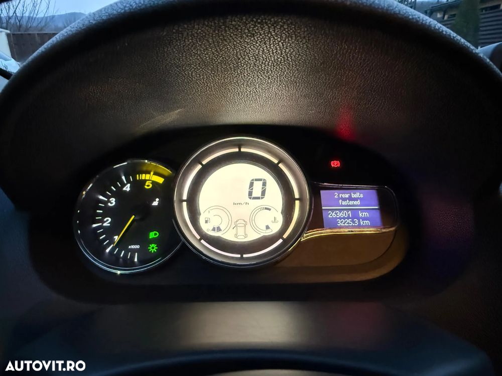 Renault Megane dCi 110 FAP LIMITED - 9