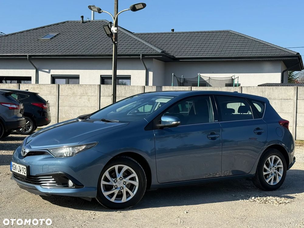 Toyota Auris 1.2 Turbo Edition S+ - 9