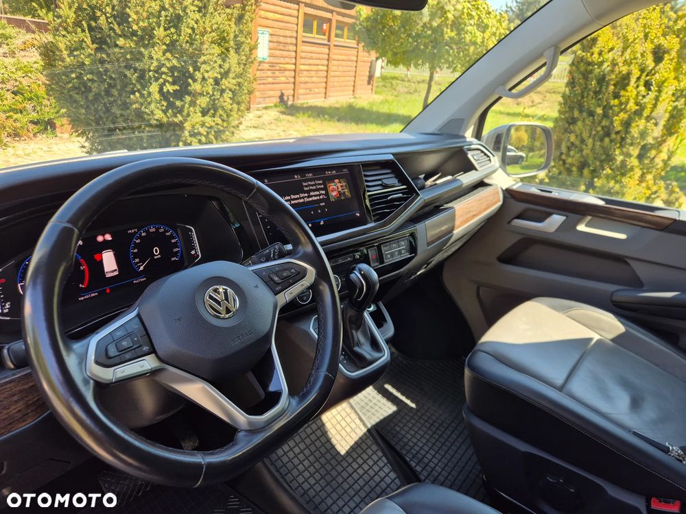 Volkswagen Caravelle - 2