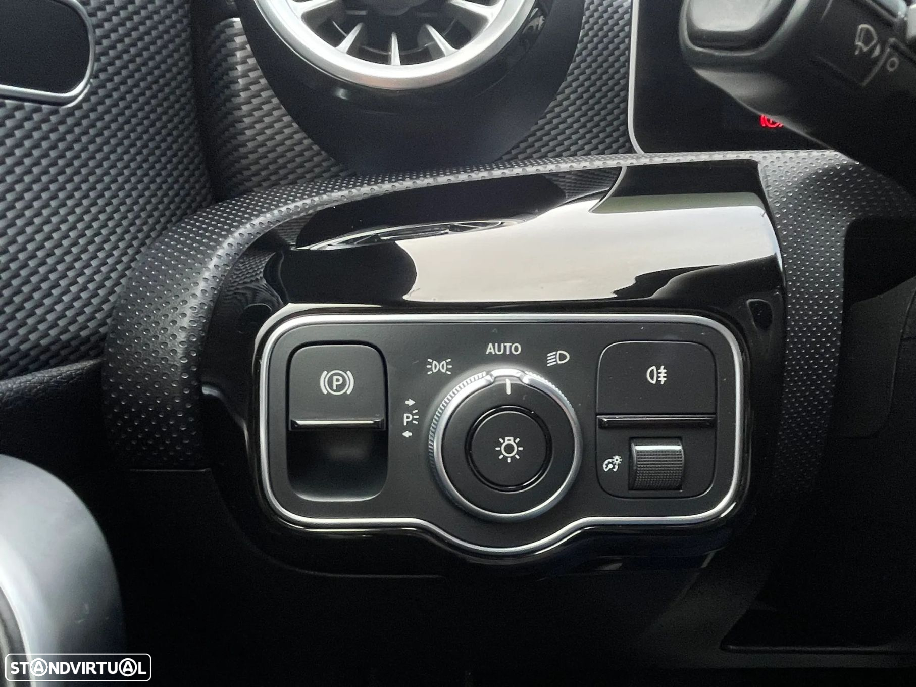 Mercedes-Benz A 250 - 41