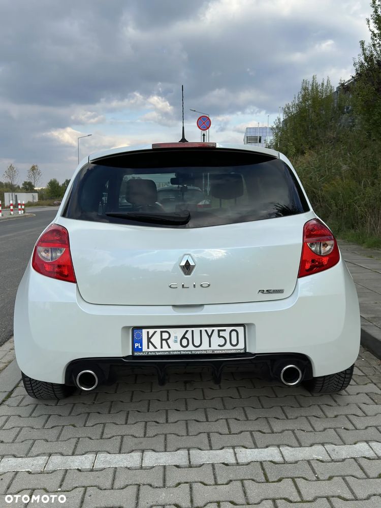 Renault Clio 2.0 16V Sport Euro5 - 7