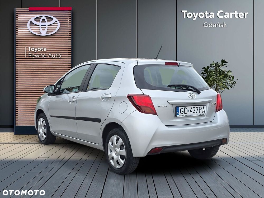 Toyota Yaris - 4