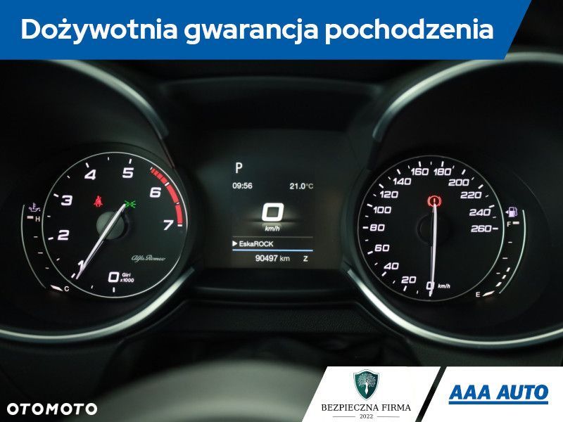 Alfa Romeo Stelvio - 10