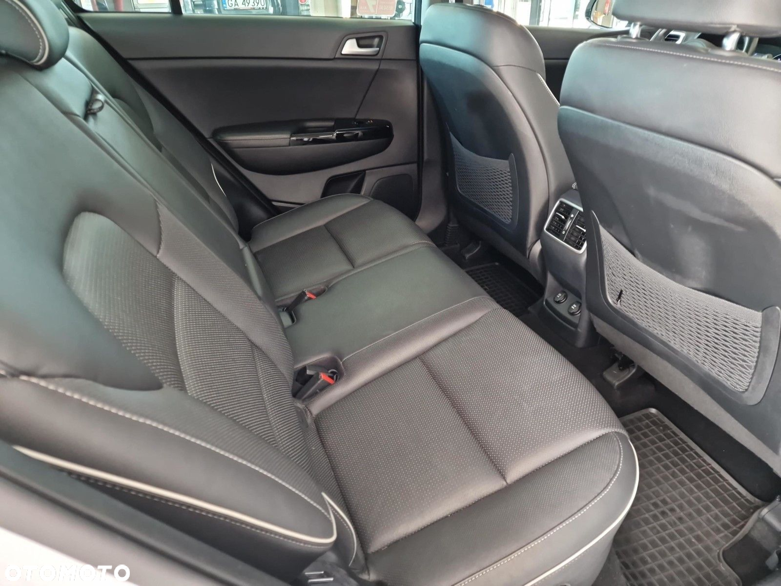 Kia Sportage 1.7 CRDI Business Line 2WD DCT - 36