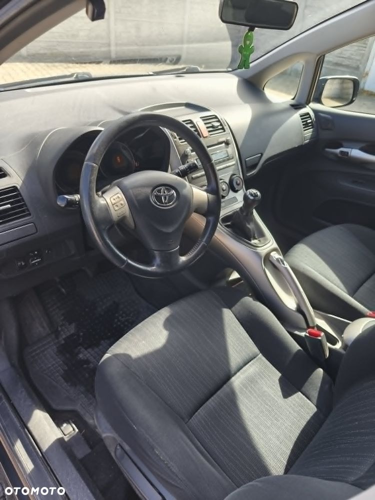 Toyota Auris 1.6 VVT-i Luna - 17