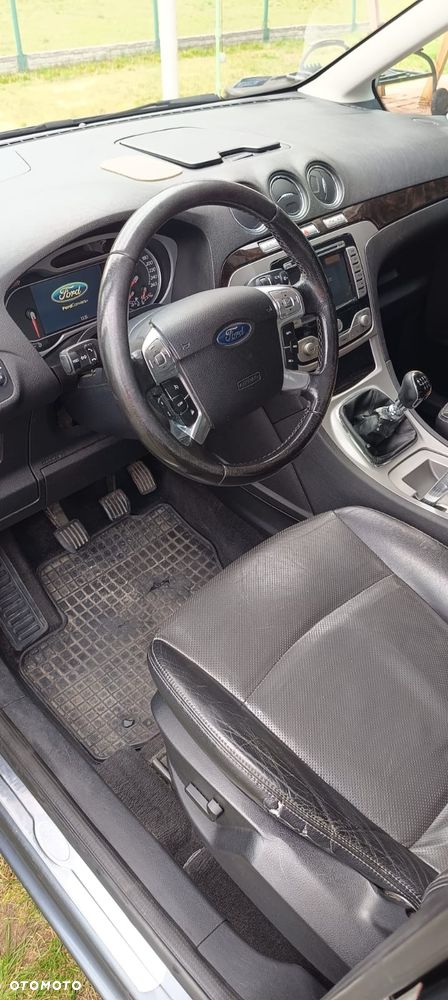 Ford Galaxy - 7