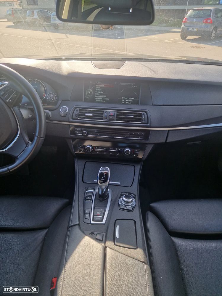 BMW 528 i xDrive Auto - 11
