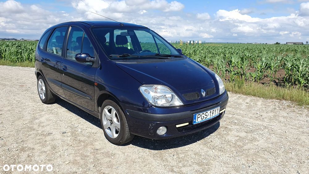Renault Scenic - 17