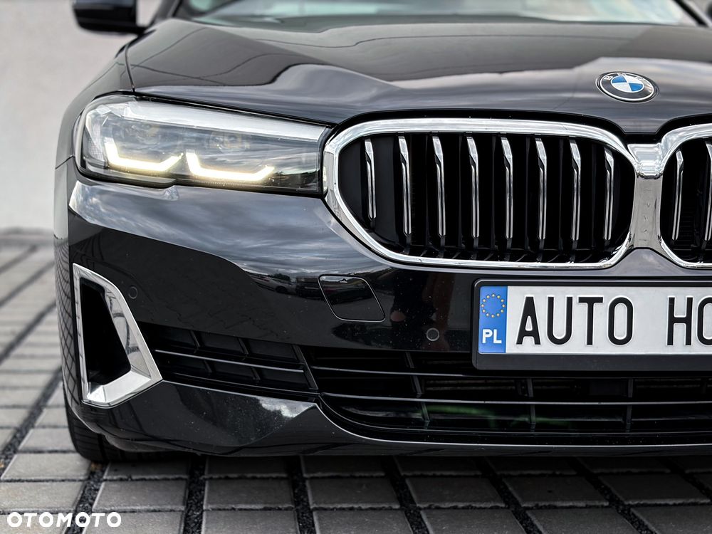 BMW Seria 5 520d xDrive Luxury Line - 8