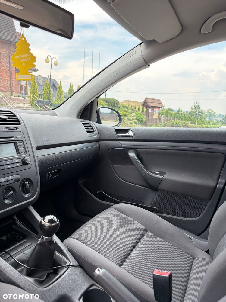Volkswagen Golf 1.9 TDI Trendline - 12