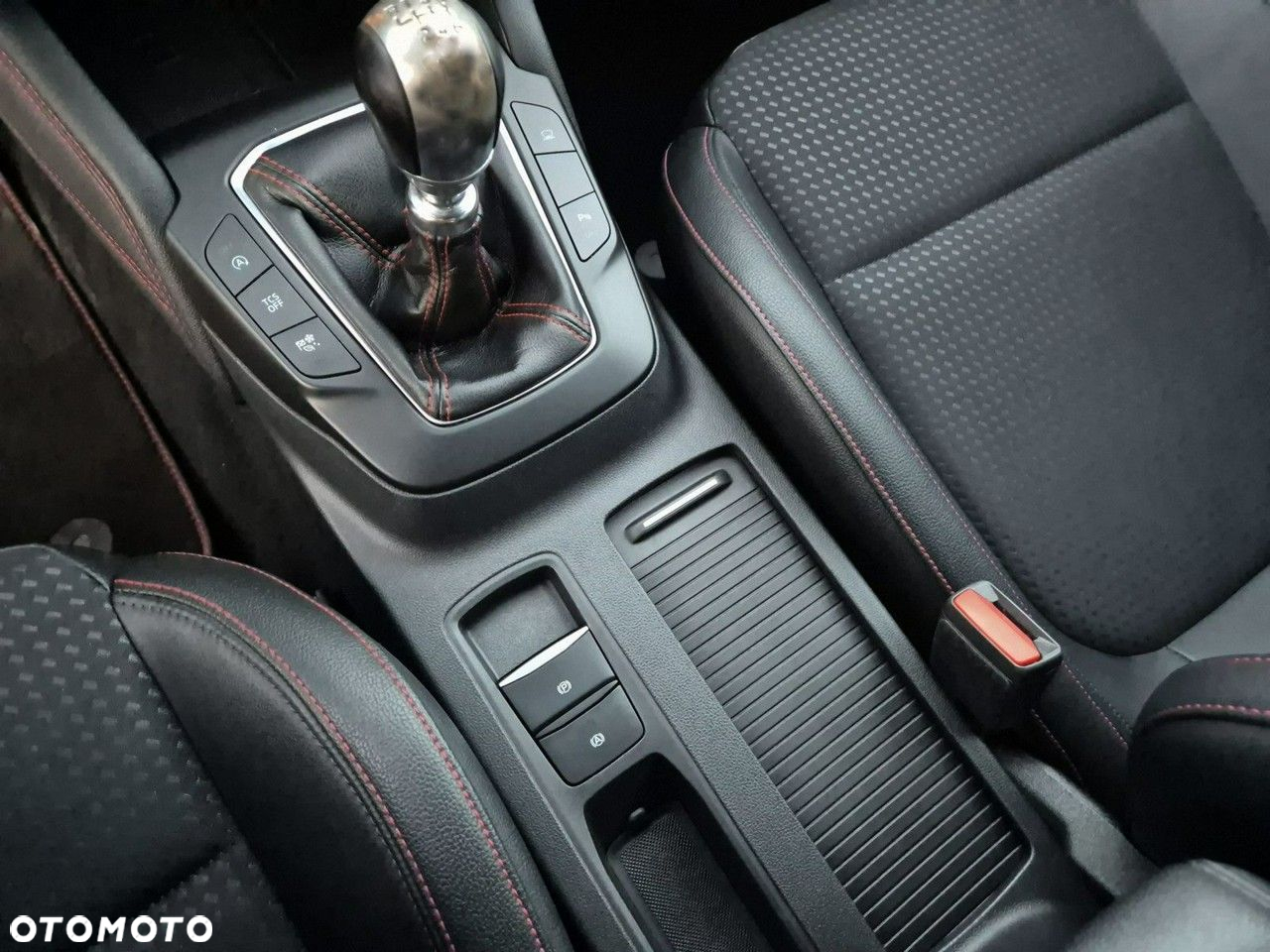 Ford Focus - 23