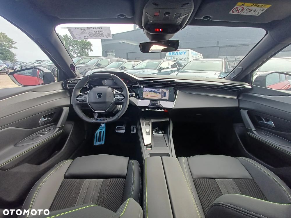 Peugeot 308 1.2 mHEV Active Pack S&S e-DCS6 - 8