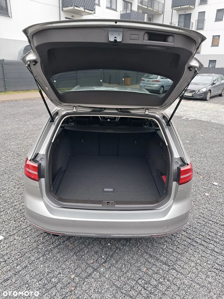 Volkswagen Passat 1.8 TSI BMT Highline - 9