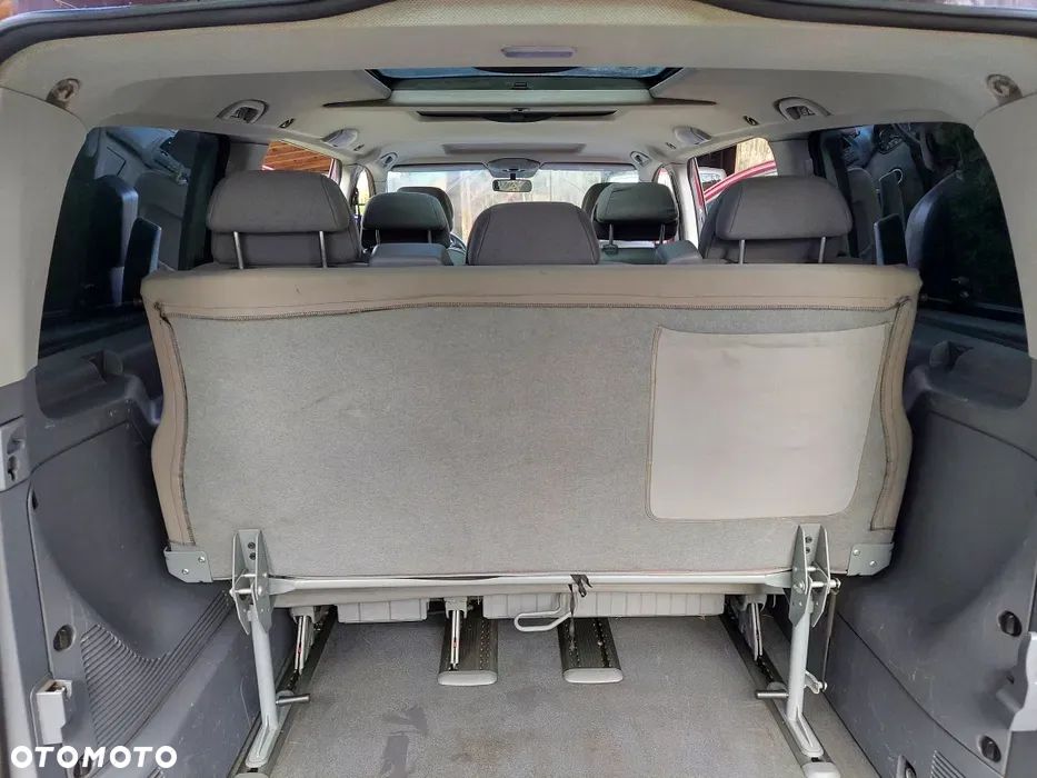 Mercedes-Benz Viano - 8