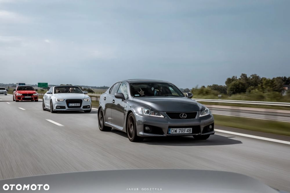 Lexus IS F Sport - 2