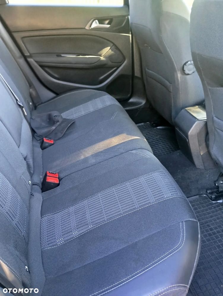 Peugeot 308 BlueHDi 130 Stop & Start Active Business-Paket - 4