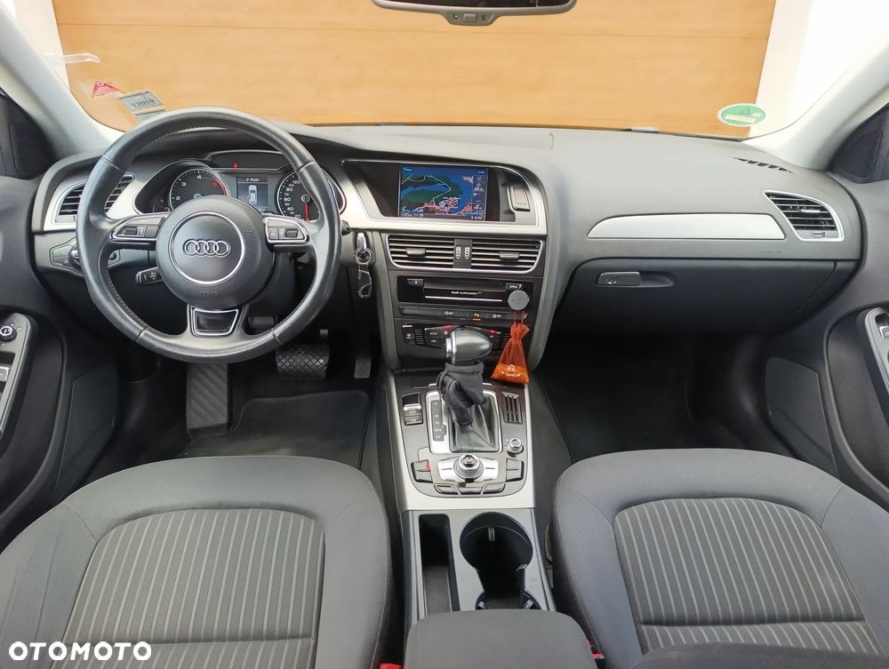 Audi A4 Avant - 15