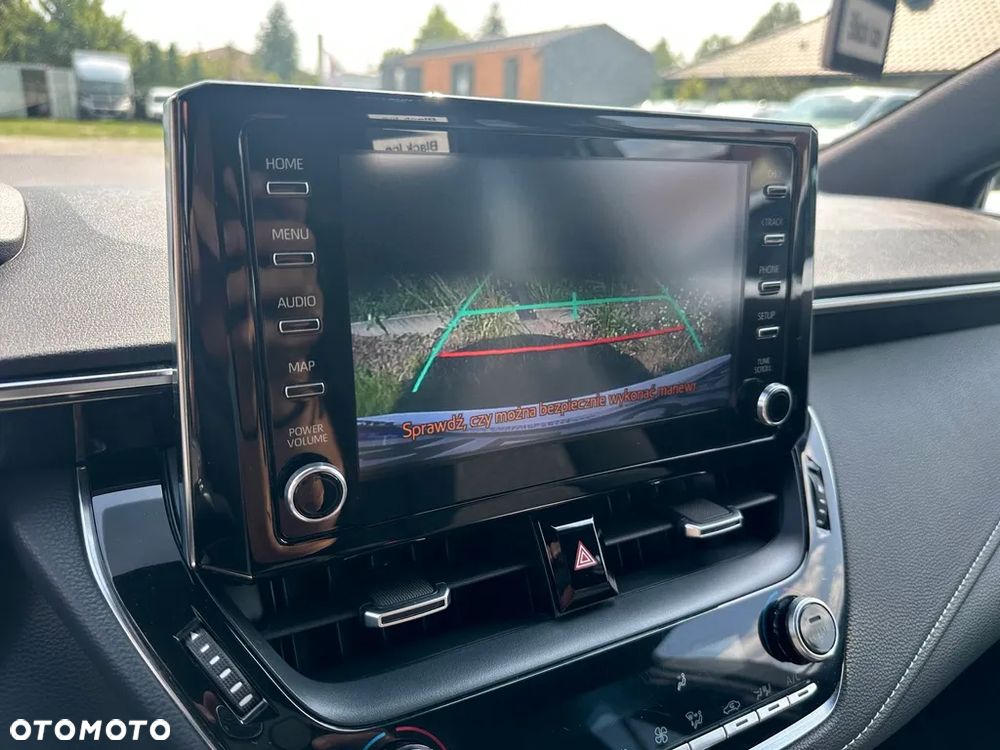 Toyota Corolla 1.8 Hybrid Comfort - 25