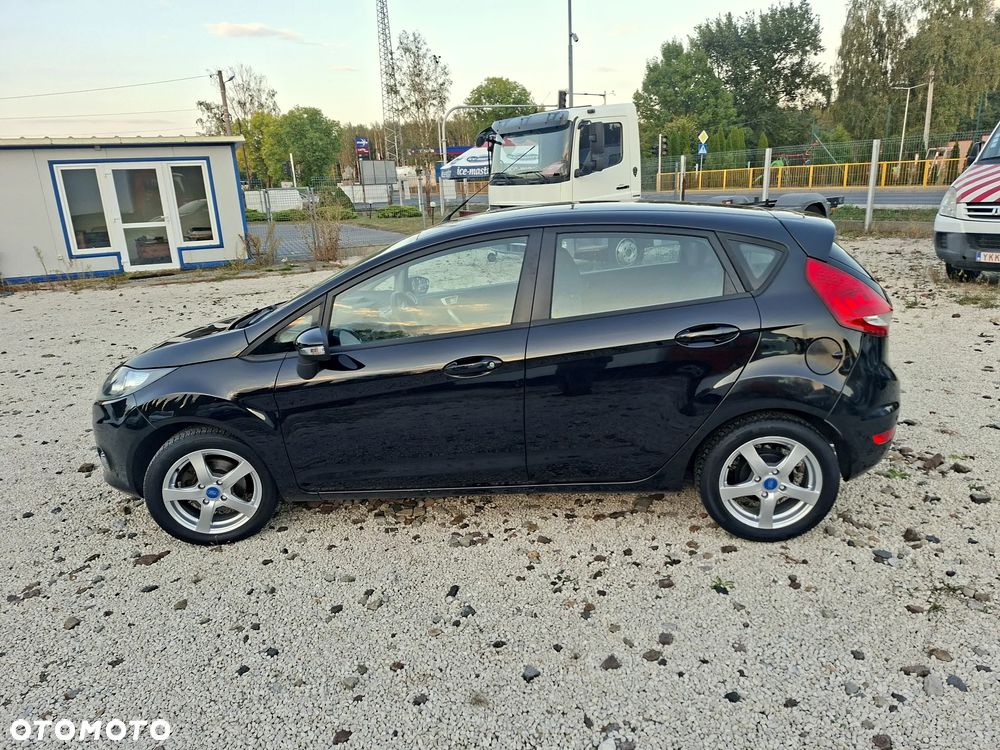 Ford Fiesta 1.25 Ambiente - 8