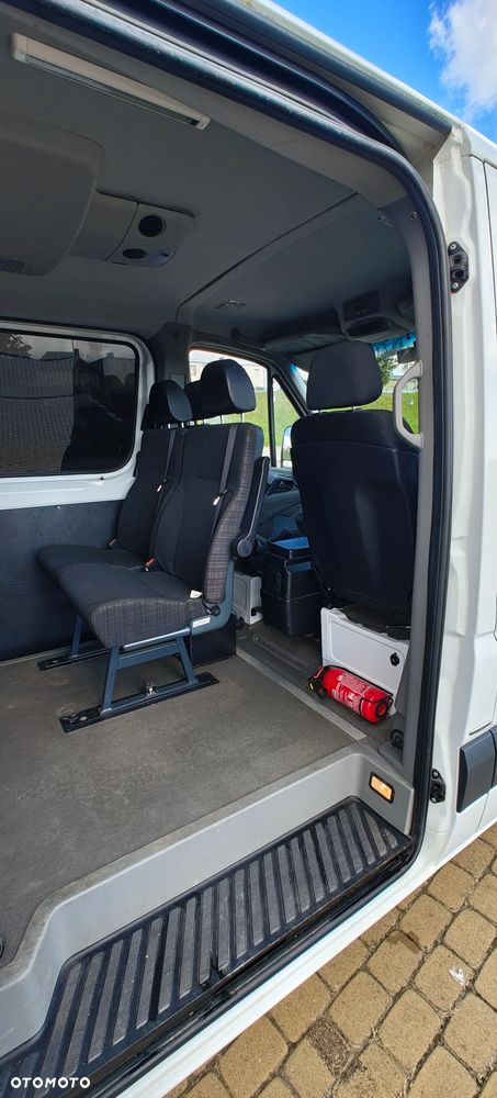Mercedes-Benz Sprinter - 12