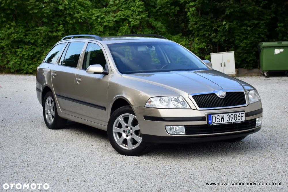 Skoda Octavia 2.0 FSI Elegance Tiptr - 3