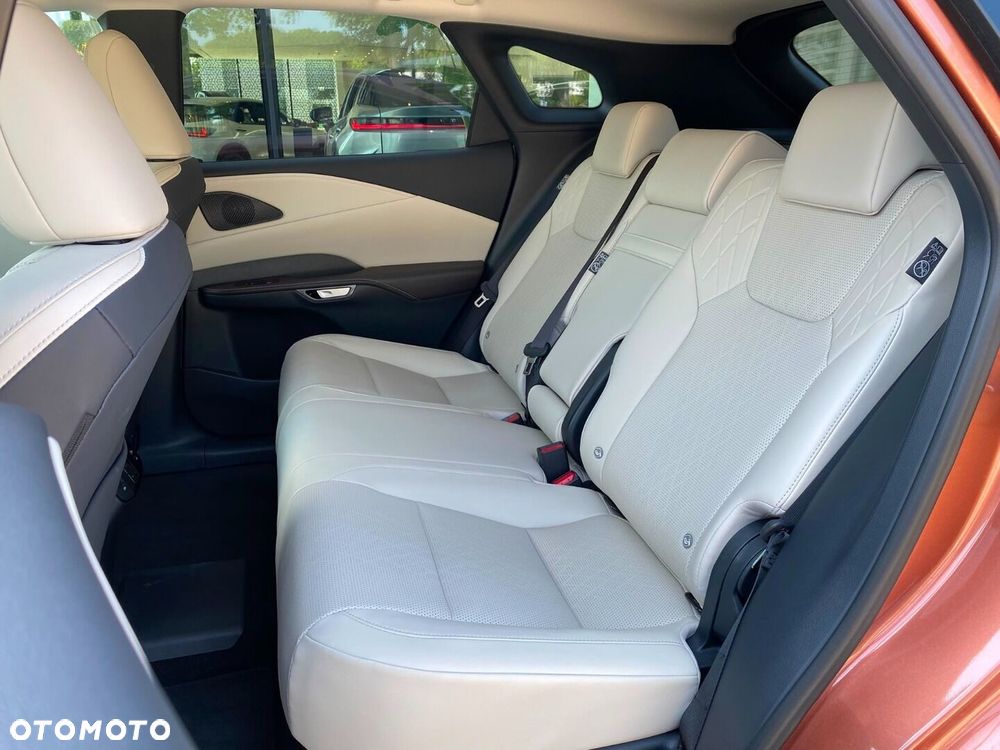 Lexus RX 450h+ Prestige - 8
