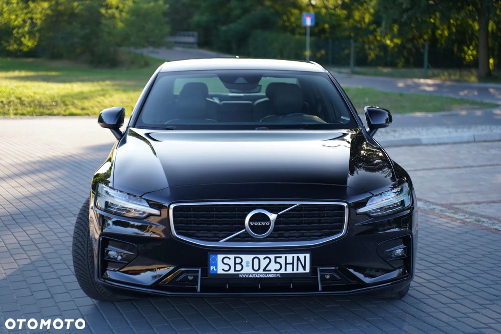 Volvo S60 T5 R-Design - 5