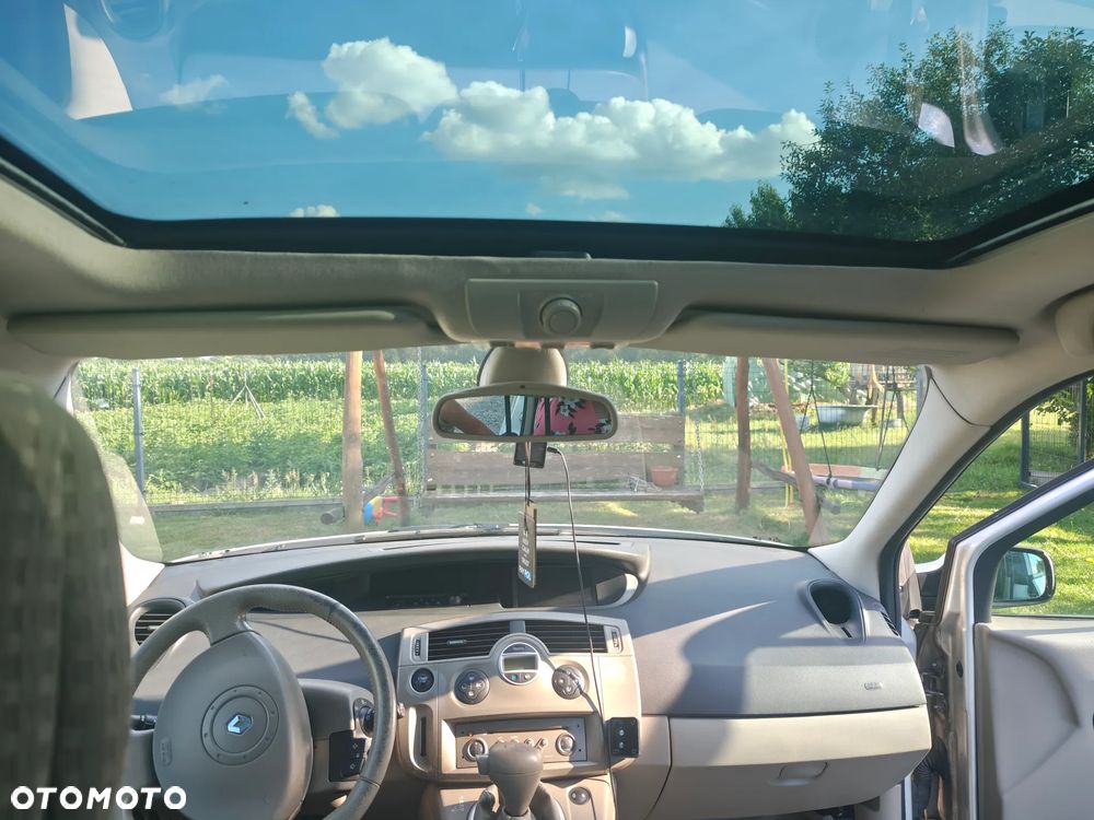 Renault Scenic 2.0 16V Dynamique - 5