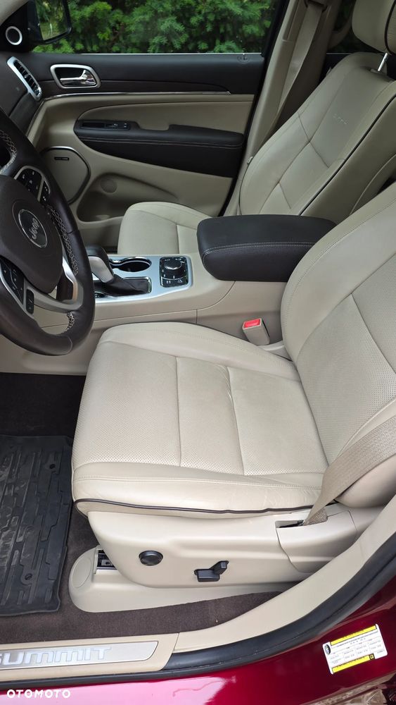Jeep Grand Cherokee - 11