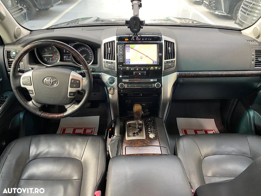Toyota Land Cruiser 4.5 D-4D Luxury - 15