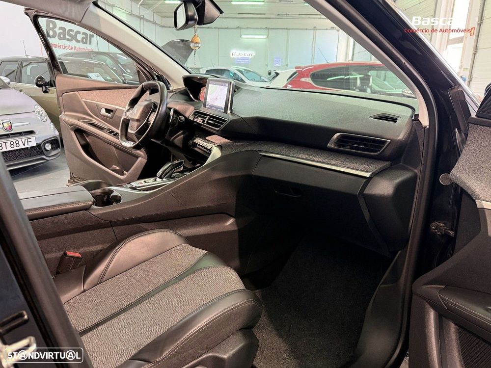 Peugeot 3008 1.6 BlueHDi GT Line EAT6 - 12
