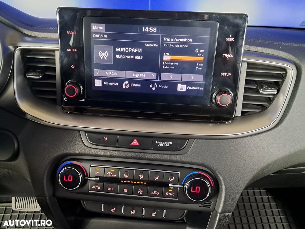 Kia XCeed - 15
