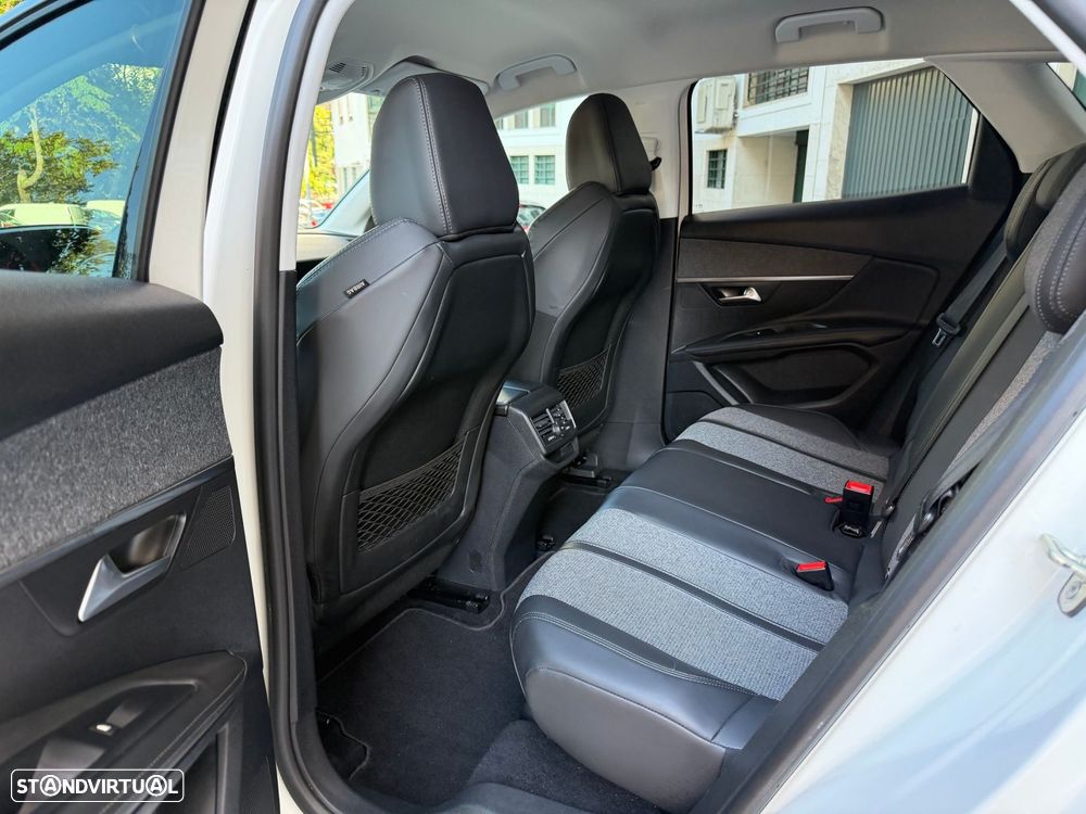 Peugeot 3008 PureTech 130 Stop & Start Allure - 35