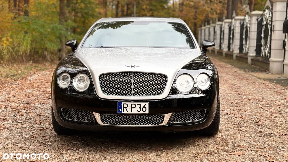 Bentley Flying Spur - 1