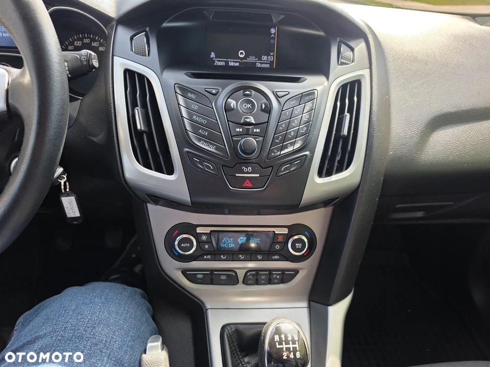 Ford Focus 1.0 EcoBoost STart-Stopp-System TITANIUM - 6