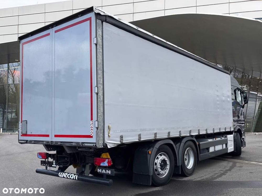 MAN TGX 18.430 XLX firana 7,40 - 6