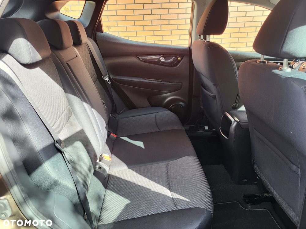 Nissan Qashqai - 12