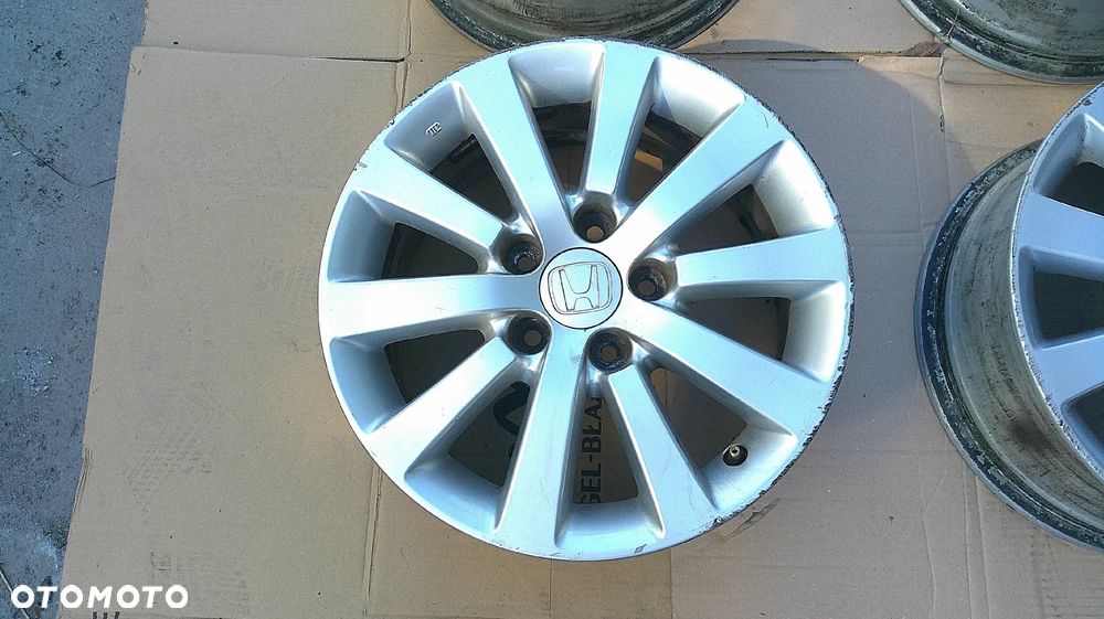 FELGI ALUMINIOWE 5X114,3 16 ET38 - 5