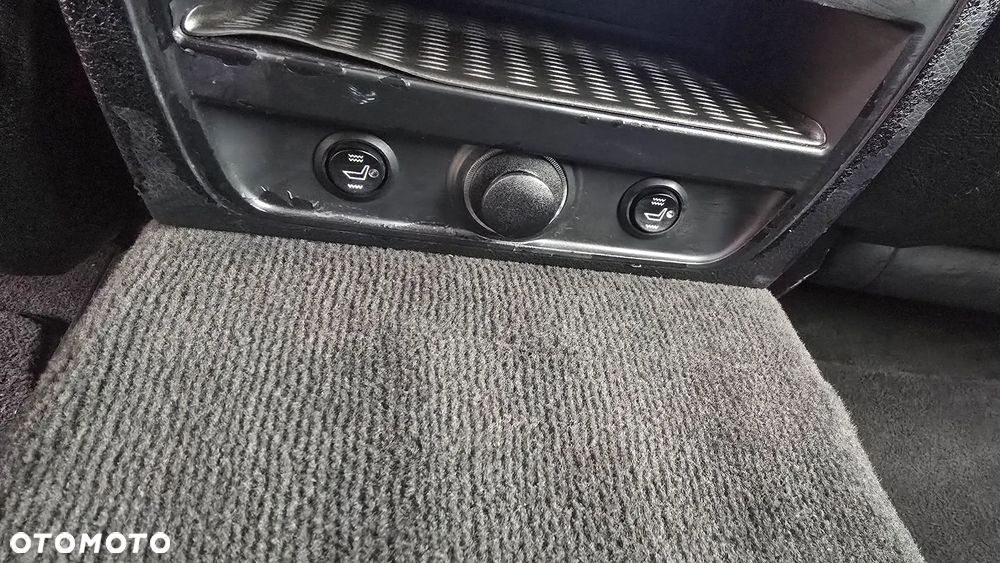 BMW Seria 5 525d - 21