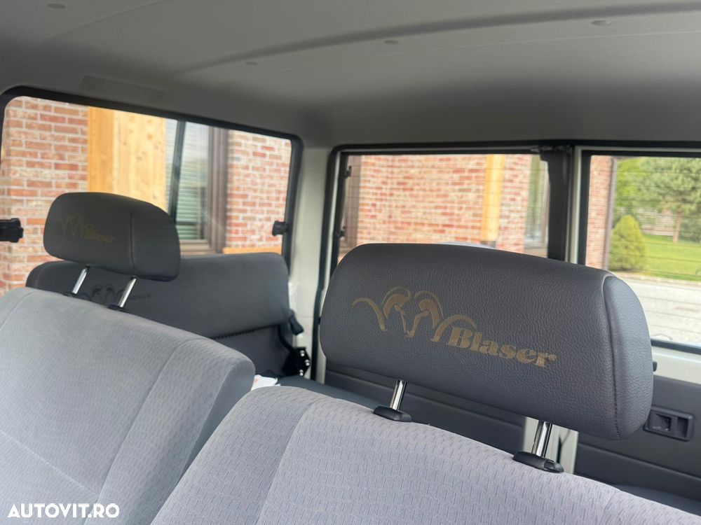 Toyota LANDCRUISER - 9