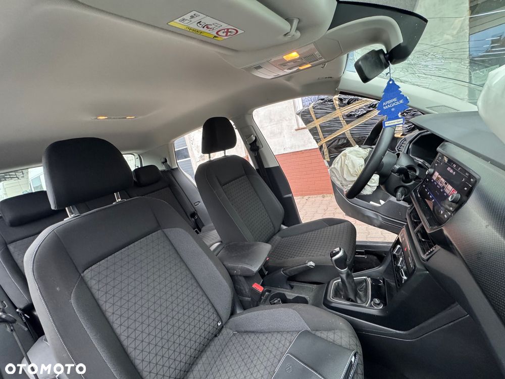 Volkswagen T-Cross - 7
